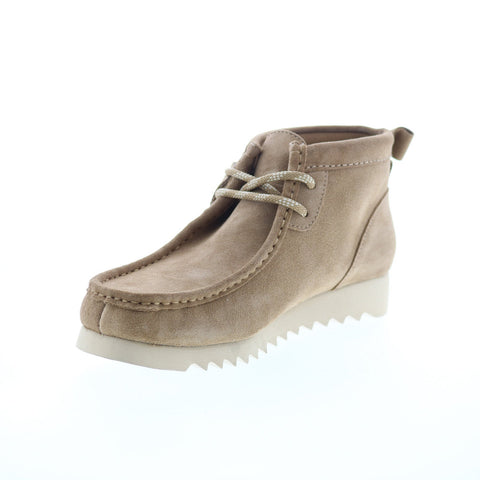 Clarks Wallabee 2 FTRE 26174937 Mens Gray Suede Lace Up Chukkas Boots