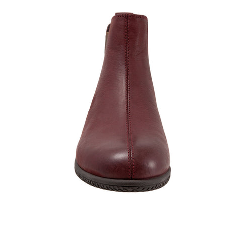 Softwalk Highland S2053-626 Womens Burgundy Leather Slip On Chelsea Boots