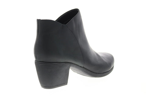 Clarks Un Lindel Zip 26145612 Womens Black Leather Ankle & Booties Boots