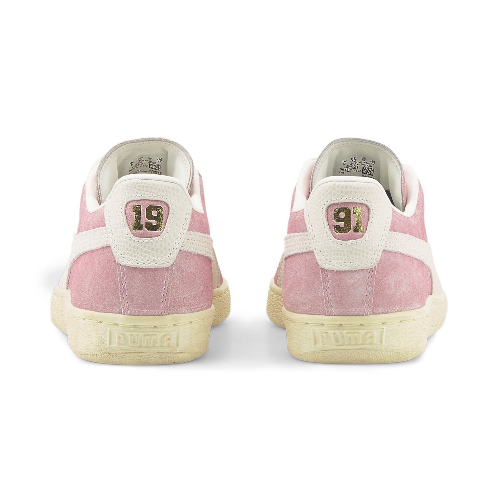 Baby pink suede sale pumas